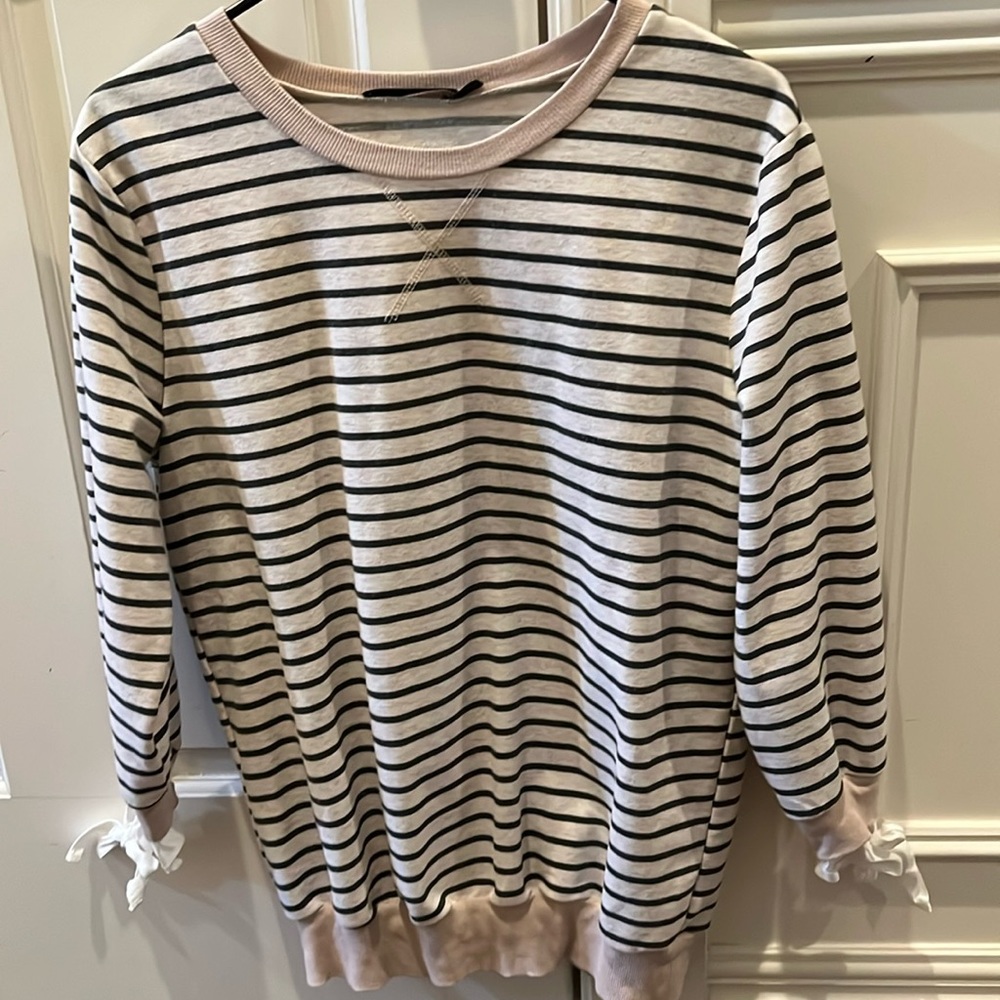Doe and Rae sweatshirt in Size S.  Oatmeal with black stripes.